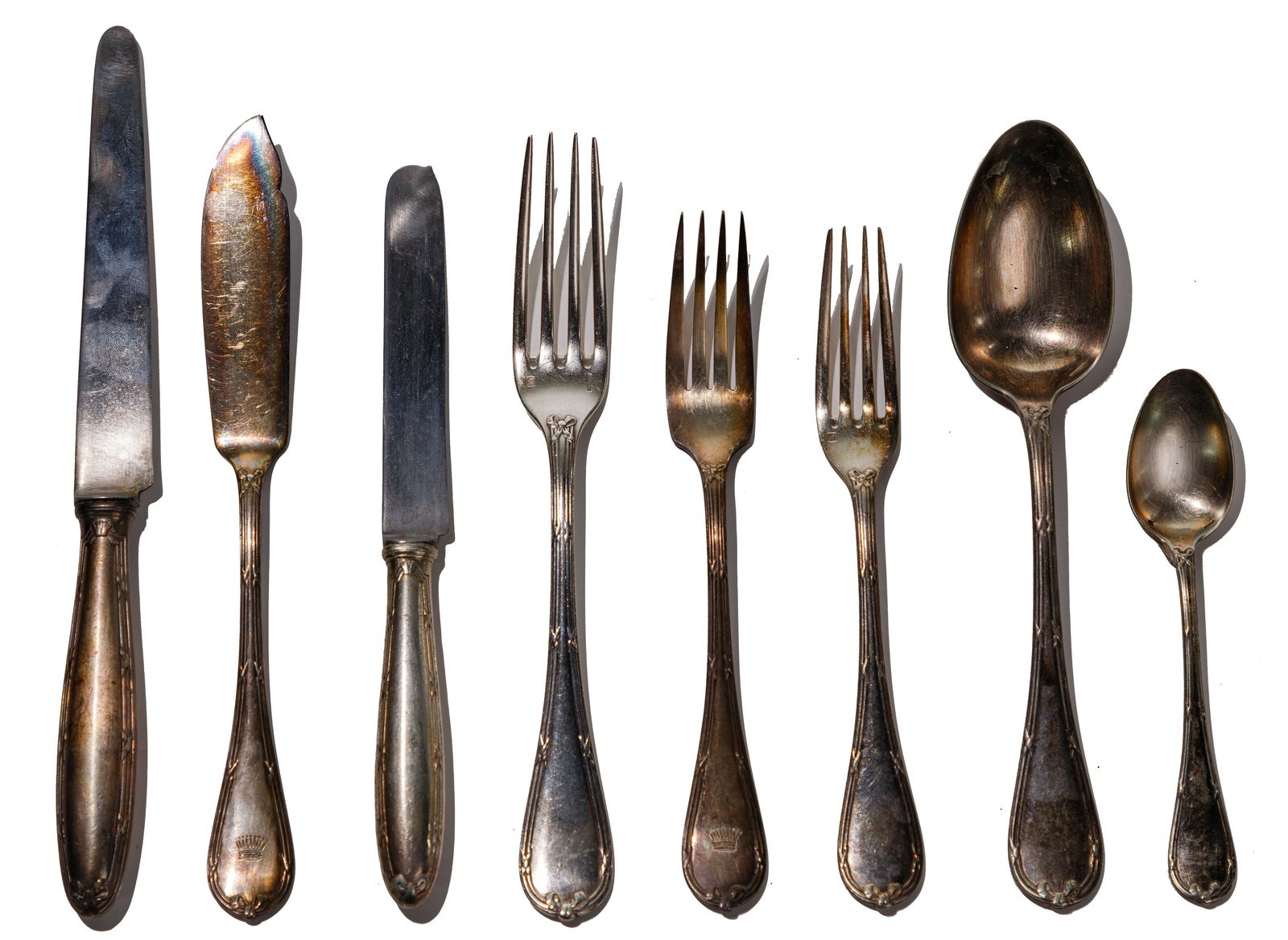 Christofle 'Rubans' Silverplate Flatware Service: Christofle 'Rubans' Silverplate Flatware Service Pattern first released in 1926; (95) pieces including (12) dinner knives; (12) dessert knives; (6) individual solid fish knives with crown on the front