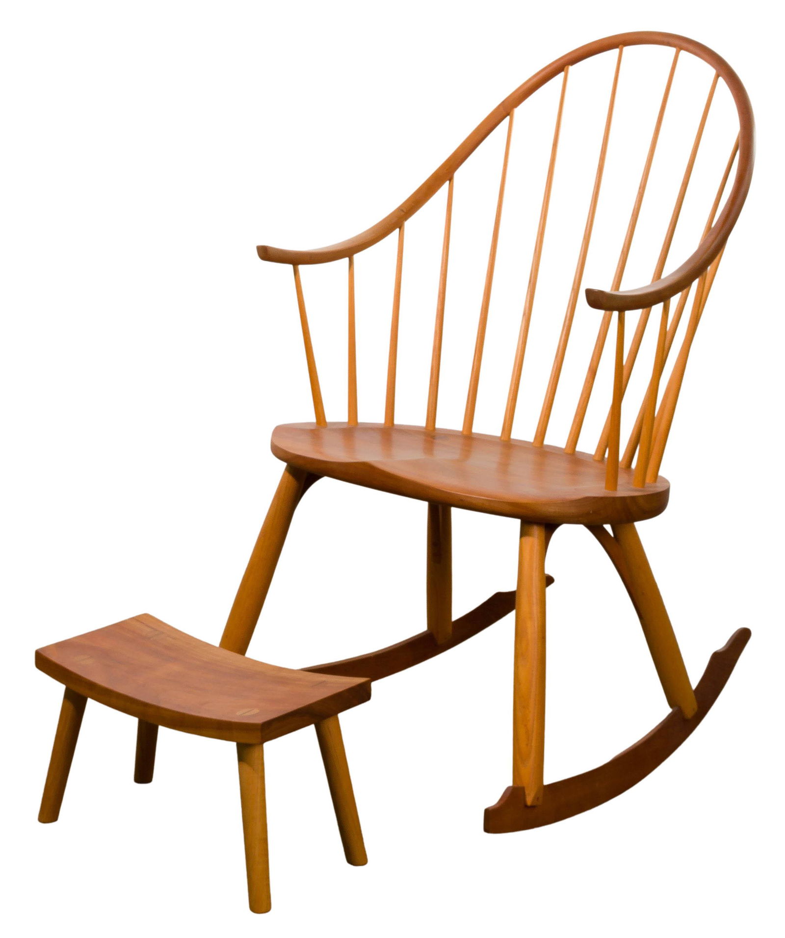 Thomas Moser Cabinetmakers Windsor Cherry Rocking Chair (1 of 7)