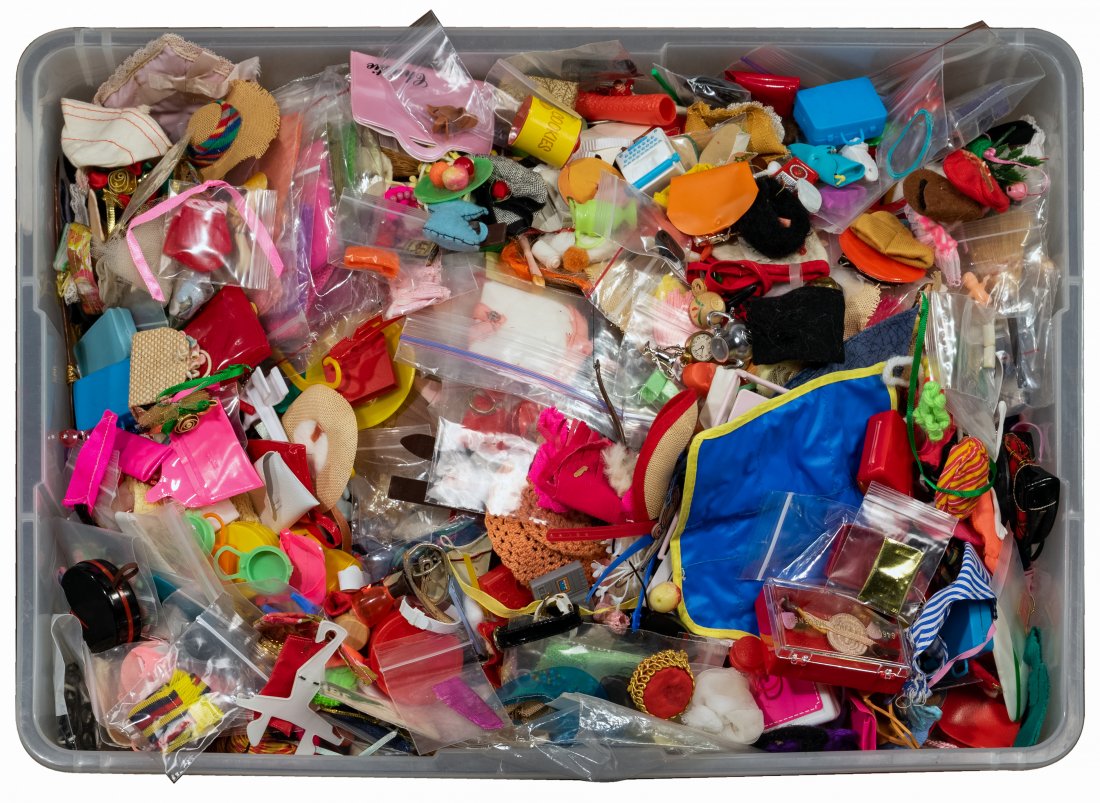 Barbie Clothing and Accessory Assortment (1 of 1)