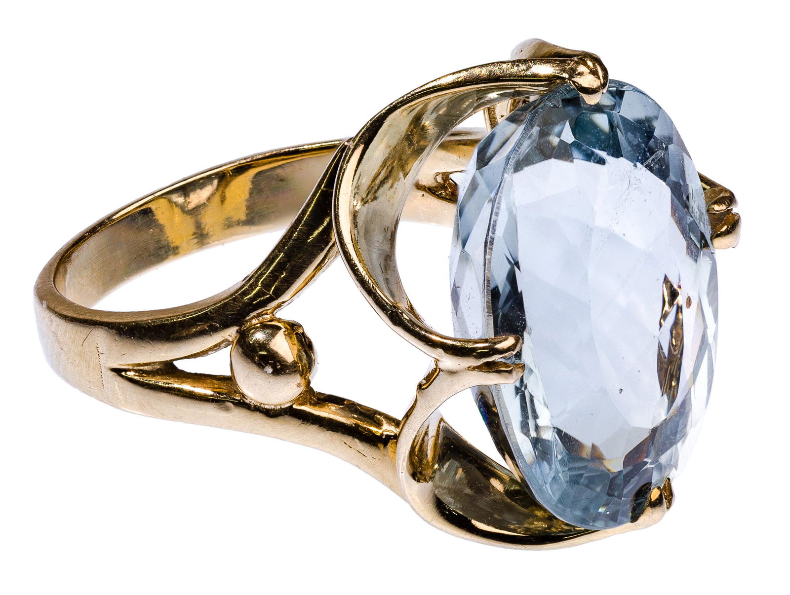 14k Yellow Gold and Blue Topaz Ring (1 of 2)