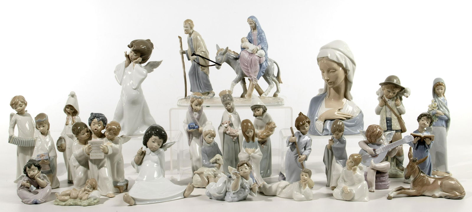 Lladro, Nao and Zaphir Figurine Assortment (1 of 1)