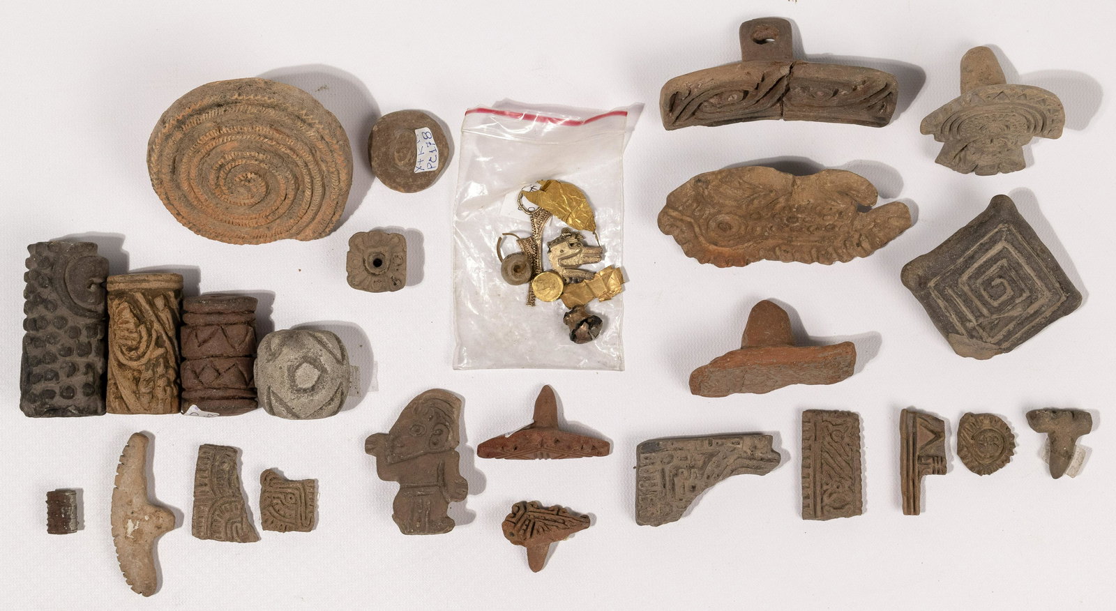 Pre-Columbian South American Roller Stamps and Seal Assortment (1 of 1)