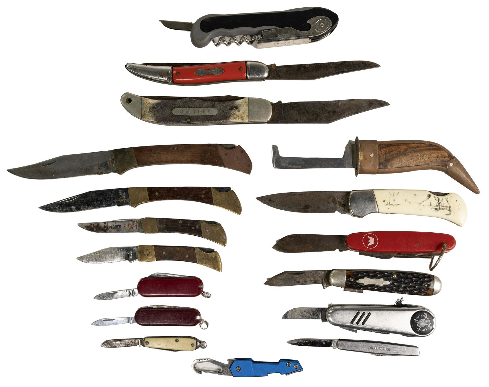 Knife Assortment: Knife Assortment (17) items including pocket knives and a dagger; from makers Acutus, Old Timer, Olsen Brand, Imperial, Sarre, Pakistan, Explorer, Inox, Colonial and unbranded Provenance: The Estate o