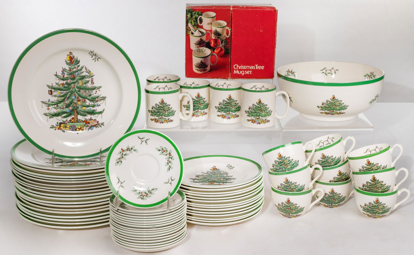 Spode Christmas Tree Tableware (1 of 2)