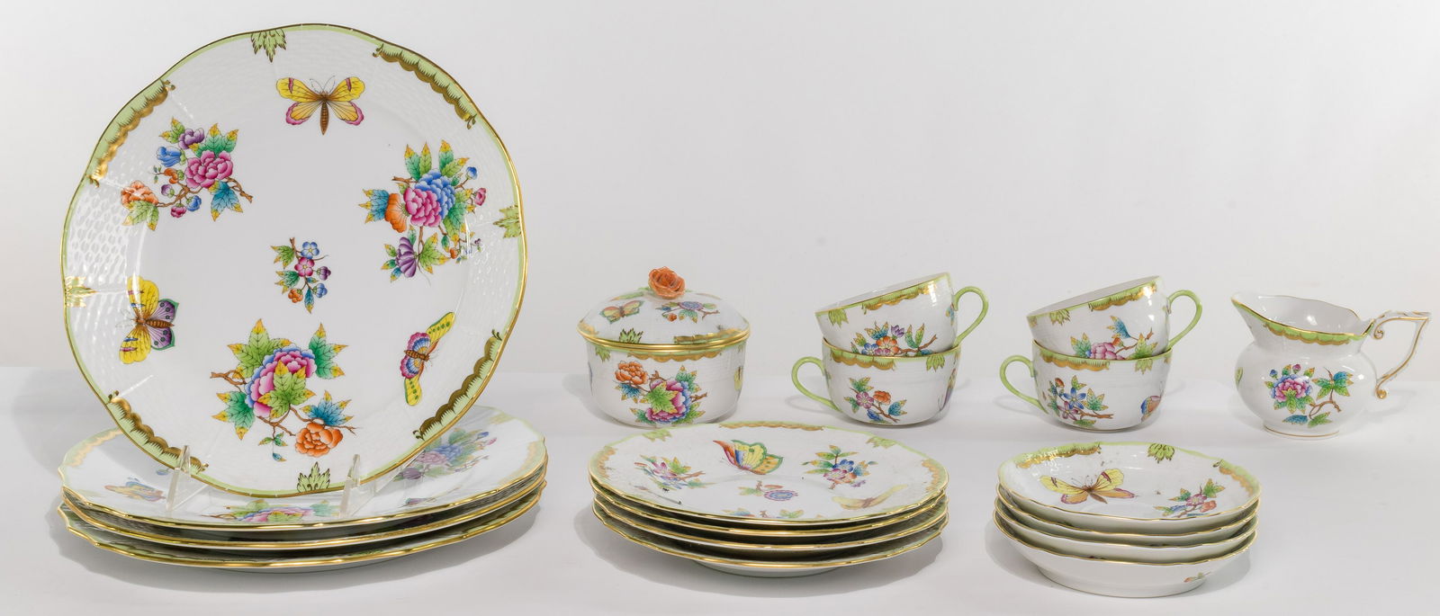 Herend 'Queen Victoria' Porcelain Tea Service (1 of 2)