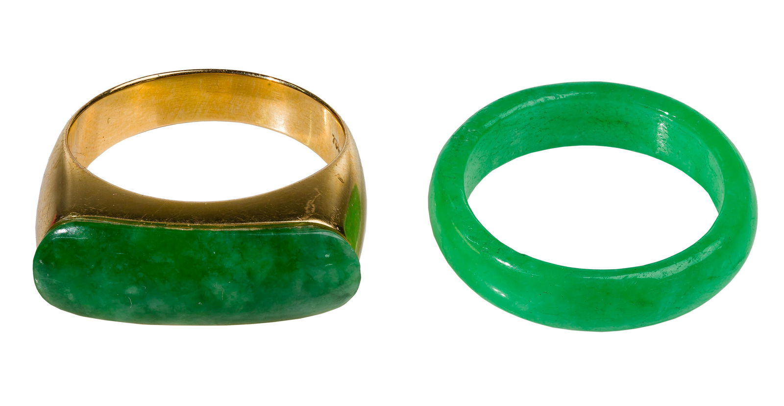 18k Yellow Gold and Jadeite Jade Ring (1 of 2)