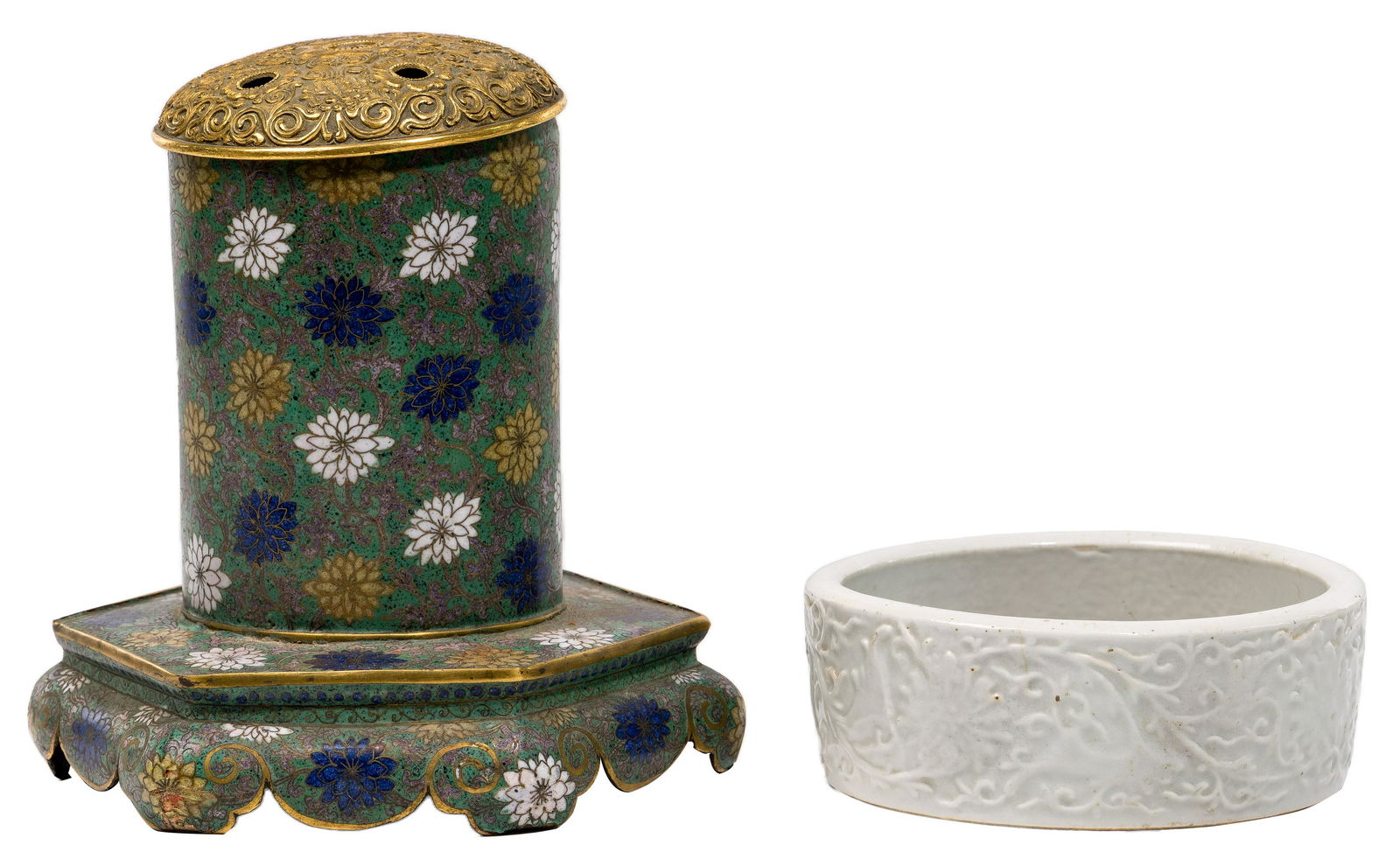 Chinese Yongzheng Porcelain Bowl (1 of 5)