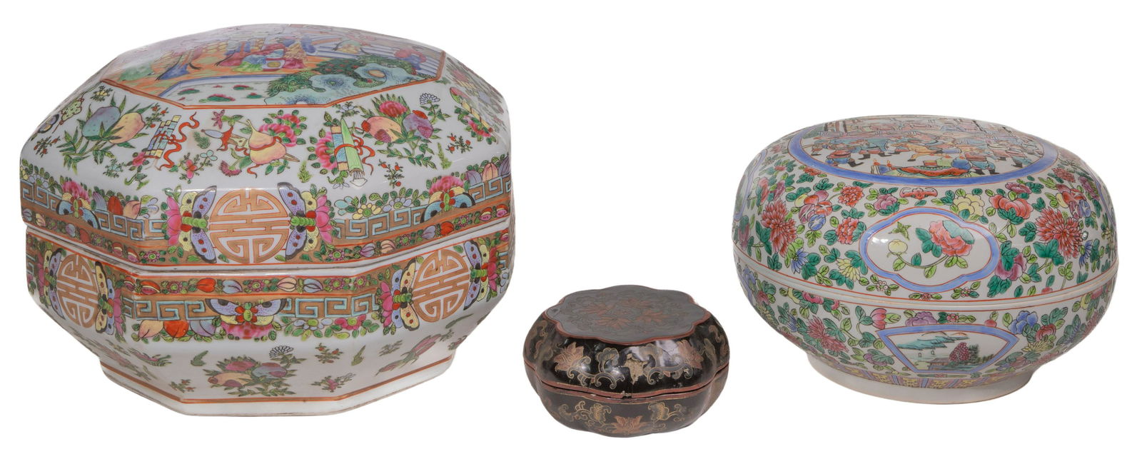 Chinese Porcelain Covered Boxes (1 of 14)