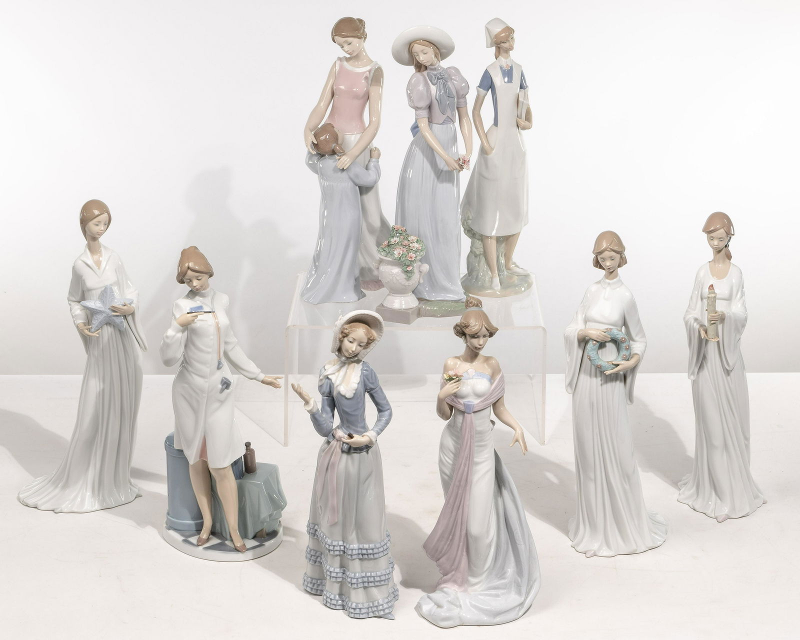Lladro Figurine Assortment (1 of 3)