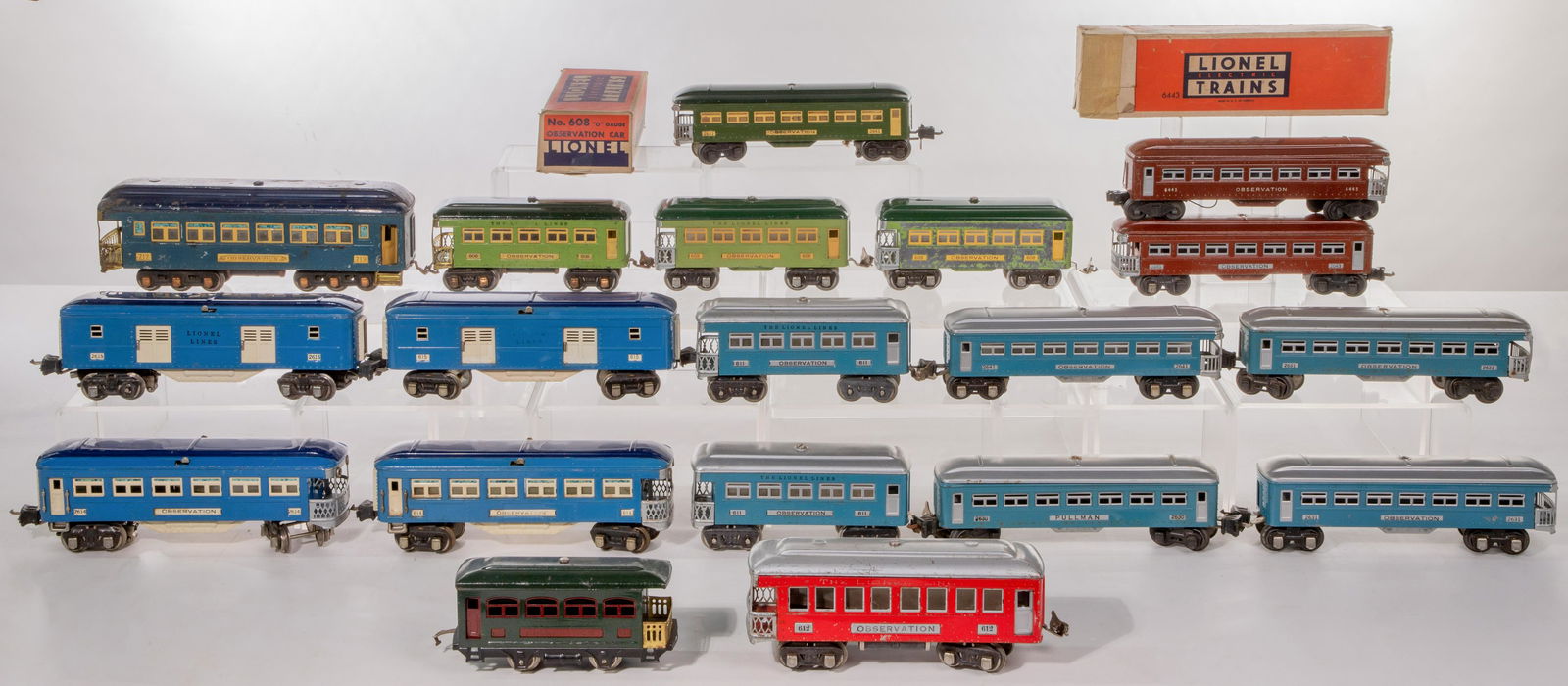 Lionel O-Gauge Model Train Car Assortment (1 of 1)
