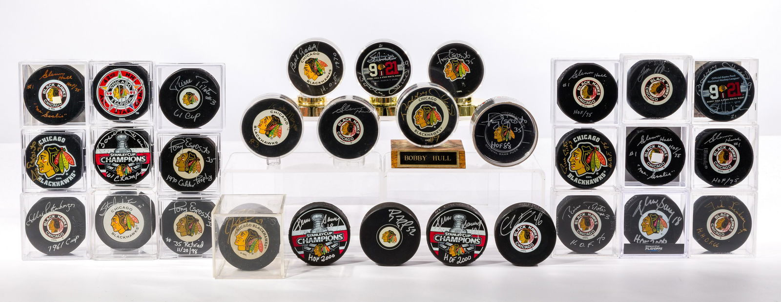Chicago Blackhawks Signed Hockey Puck Assortment (1 of 9)