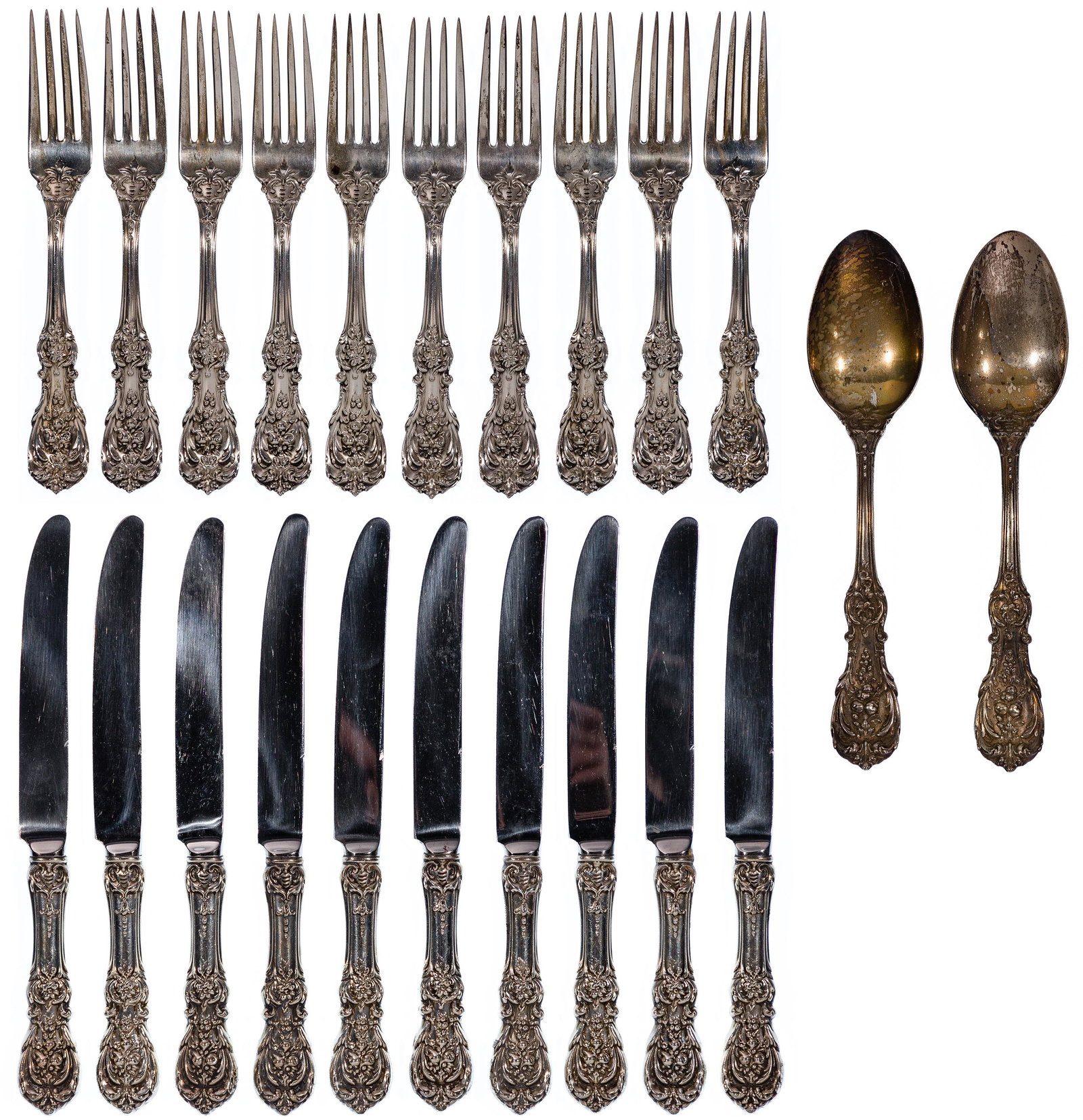 Reed & Barton "Francis I" Sterling Silver Flatware Assortment (1 of 6)
