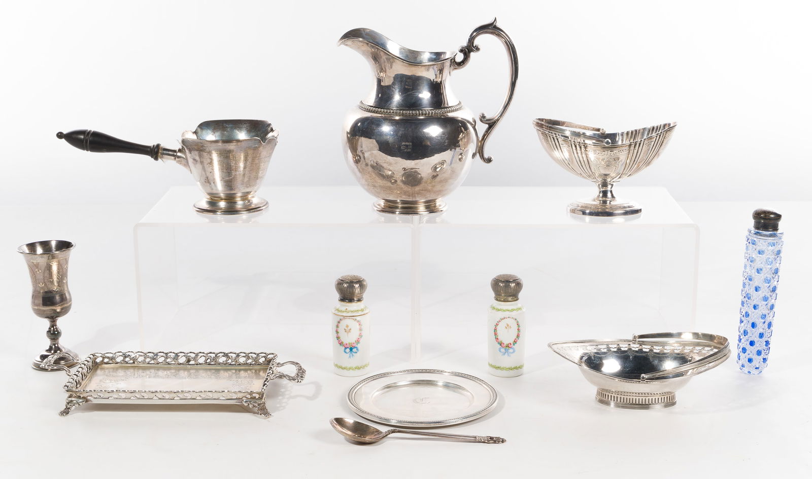 Sterling Silver and European (833) Silver Object Assortment (1 of 1)