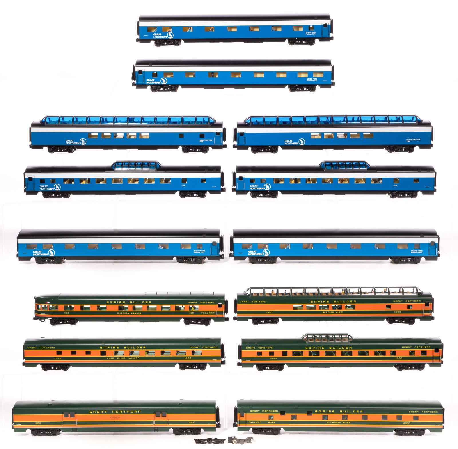 Lionel Model Train O Scale Great Northern Train Car Assortment (1 of 4)