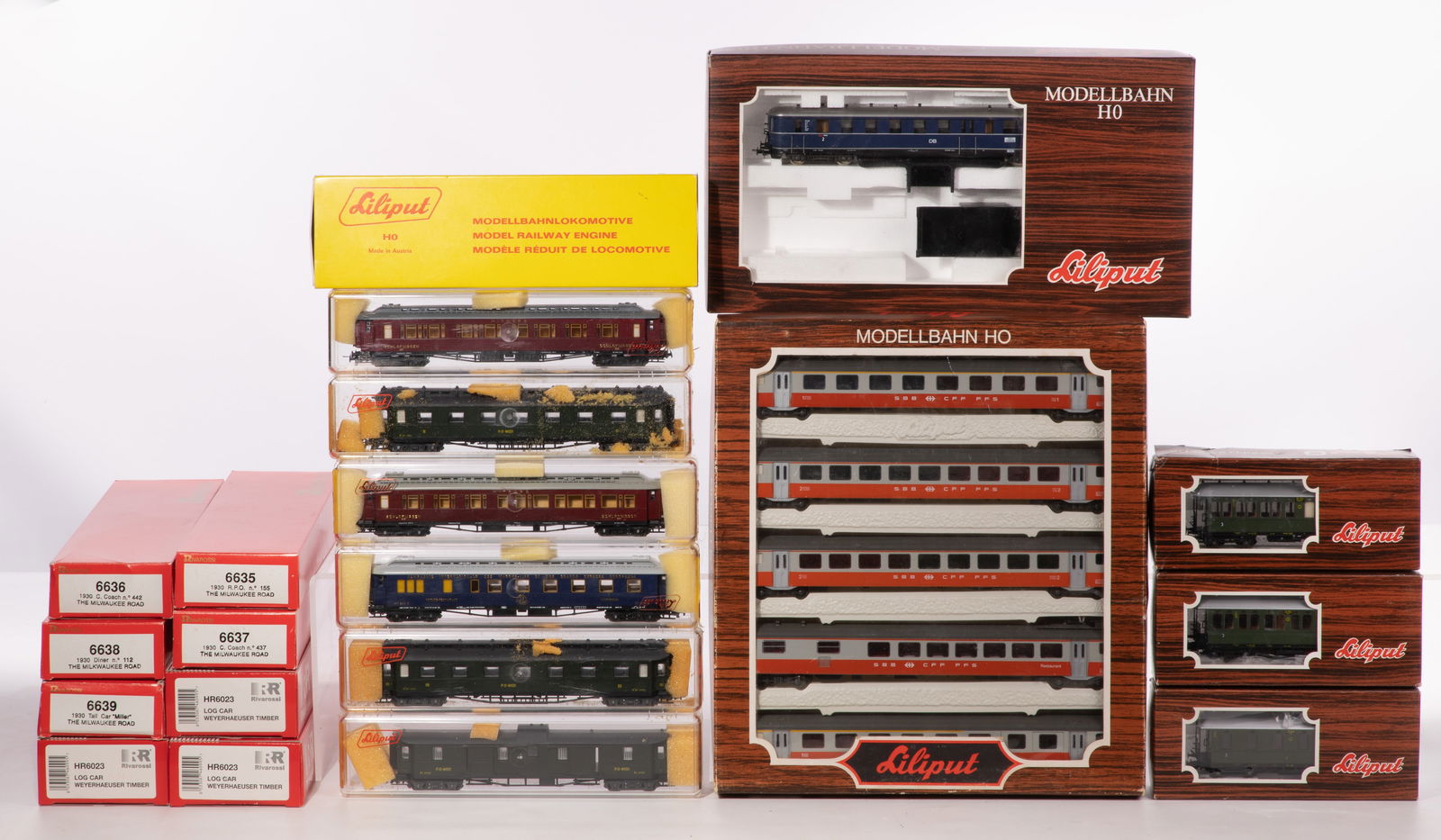 Rivarossi Model Train HO Scale Assortment (1 of 1)