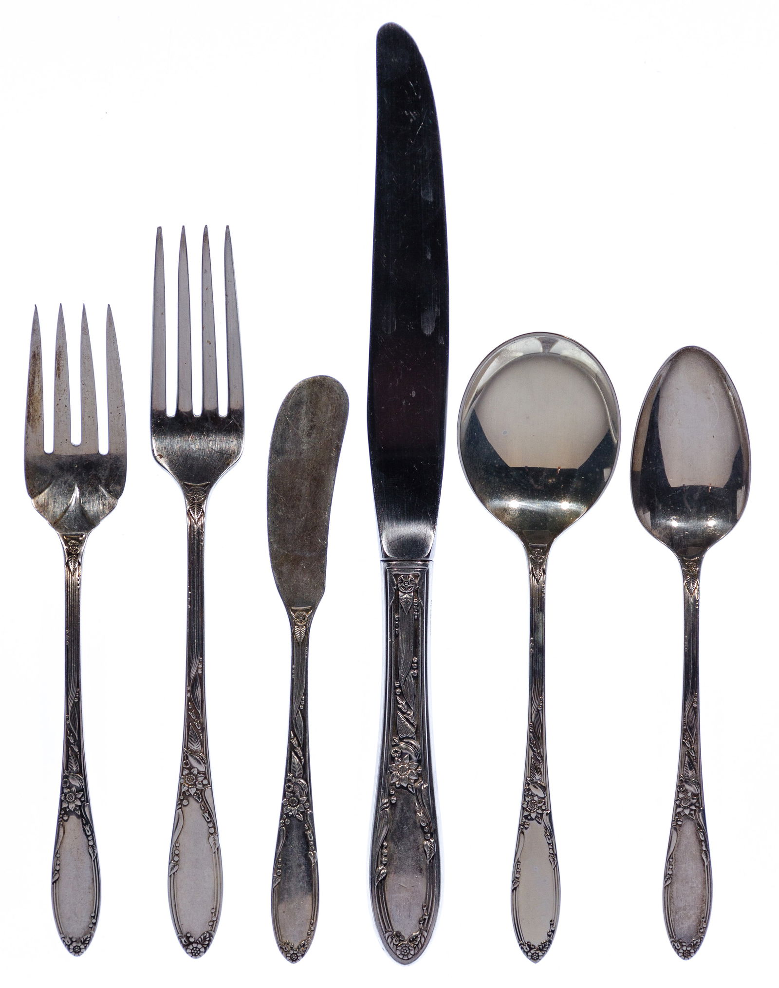 Oneida Virginian Sterling Silver Flatware Assortment (1 of 11)