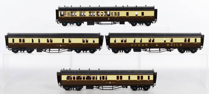 Lawrence Scale Models Model Train O Scale Passenger Car Assortment: Lawrence Scale Models Model Train O Scale Passenger Car Assortment (4) Kit built Great Western items including a #1169 Ocean Malls dated 1987, a #1172 dated 1987, a #5089 dated 1987 and a #605 dated 1