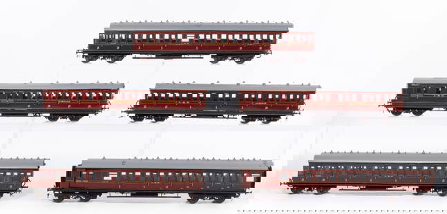 Lawrence Scale Models Model Train O Scale Car Assortment: Lawrence Scale Models Model Train O Scale Car Assortment (5) kit-made, hand painted items including carriage cars, all retaining original Lawrence 1995 tags Property from: an Estate, Wilton, Connectic