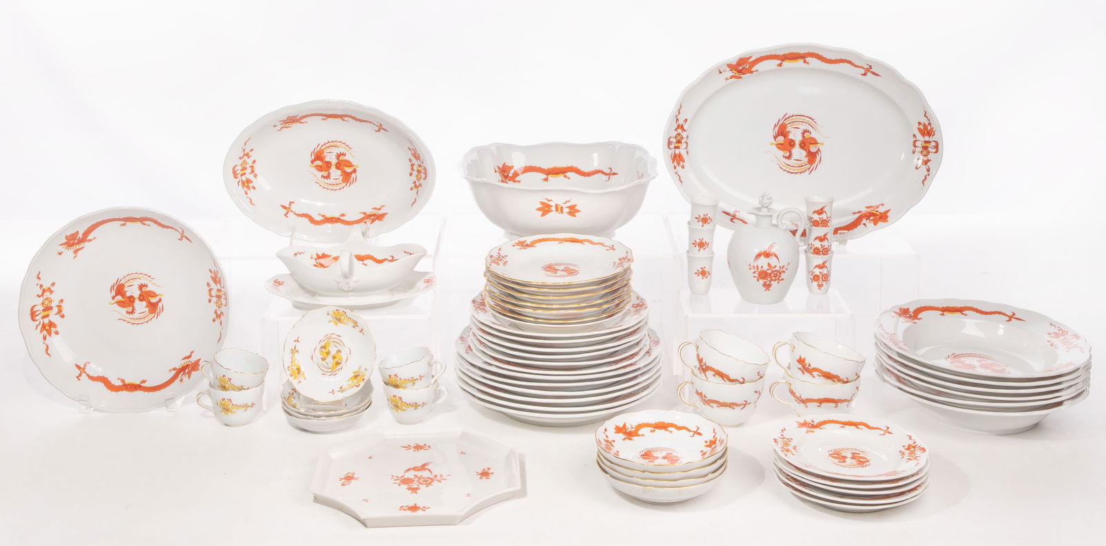 Meissen Red Dragon Court China Service (1 of 7)