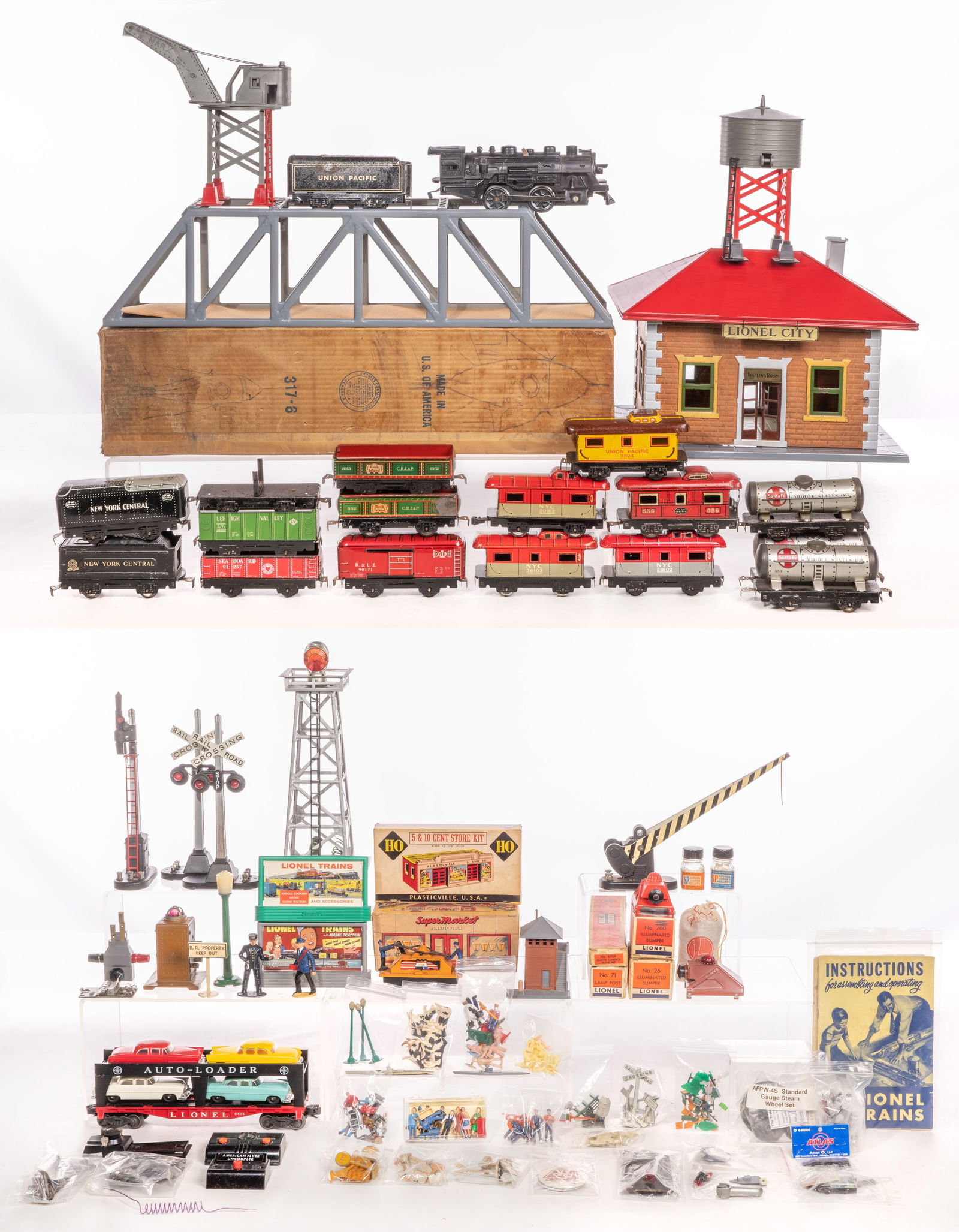 Model Train and Accessory Assortment (1 of 3)