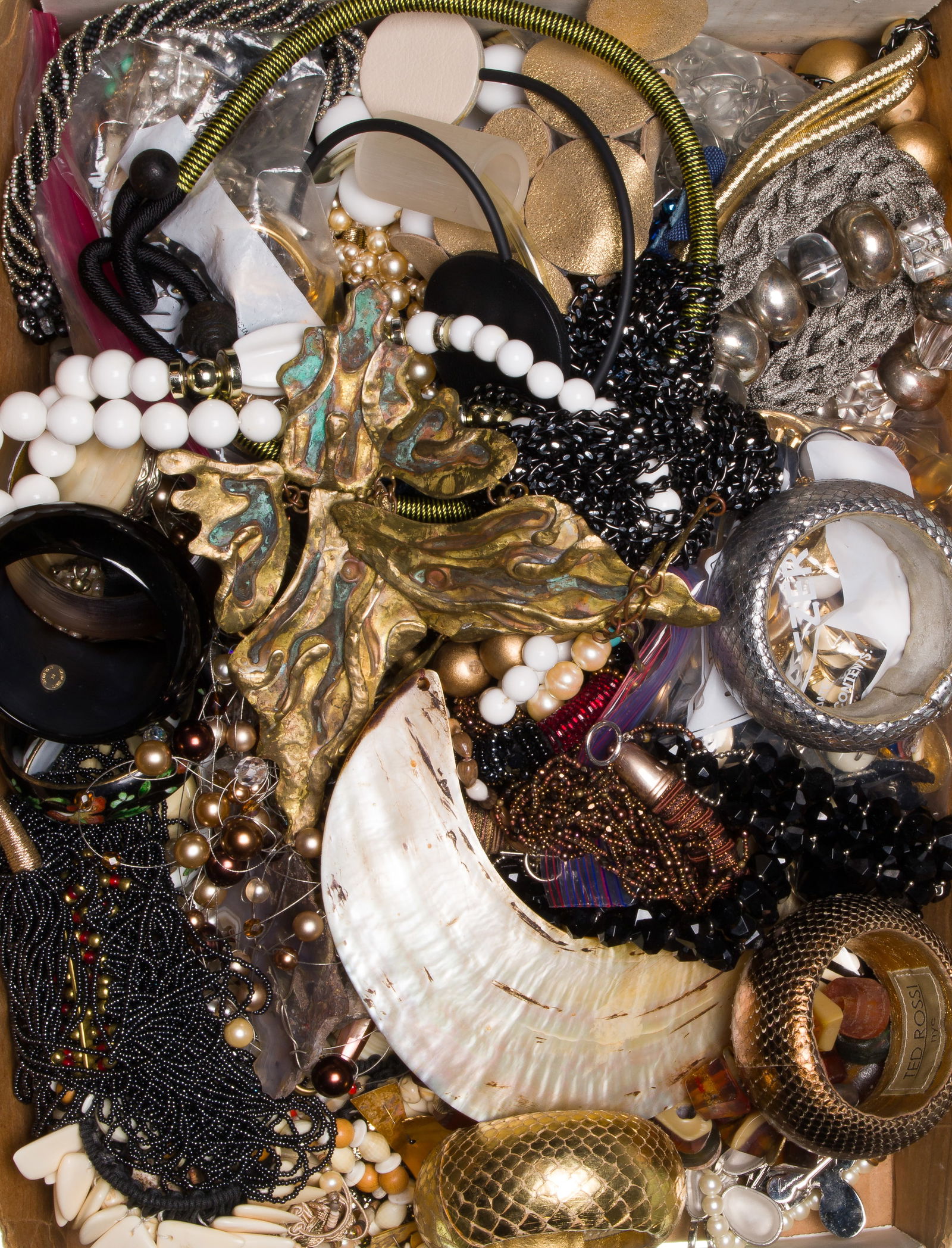 Costume Jewelry Assortment: Costume Jewelry Assortment Approximately (18.5) pounds of necklaces, bracelets and earrings including (2) Alexis Bittar bracelets and fashion jewelry by Robert Lee Morris, Fahrenheit, Weiss, Dayne Duv