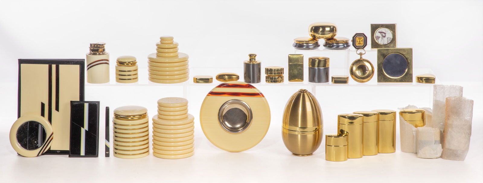 Vanity Object Assortment (1 of 1)