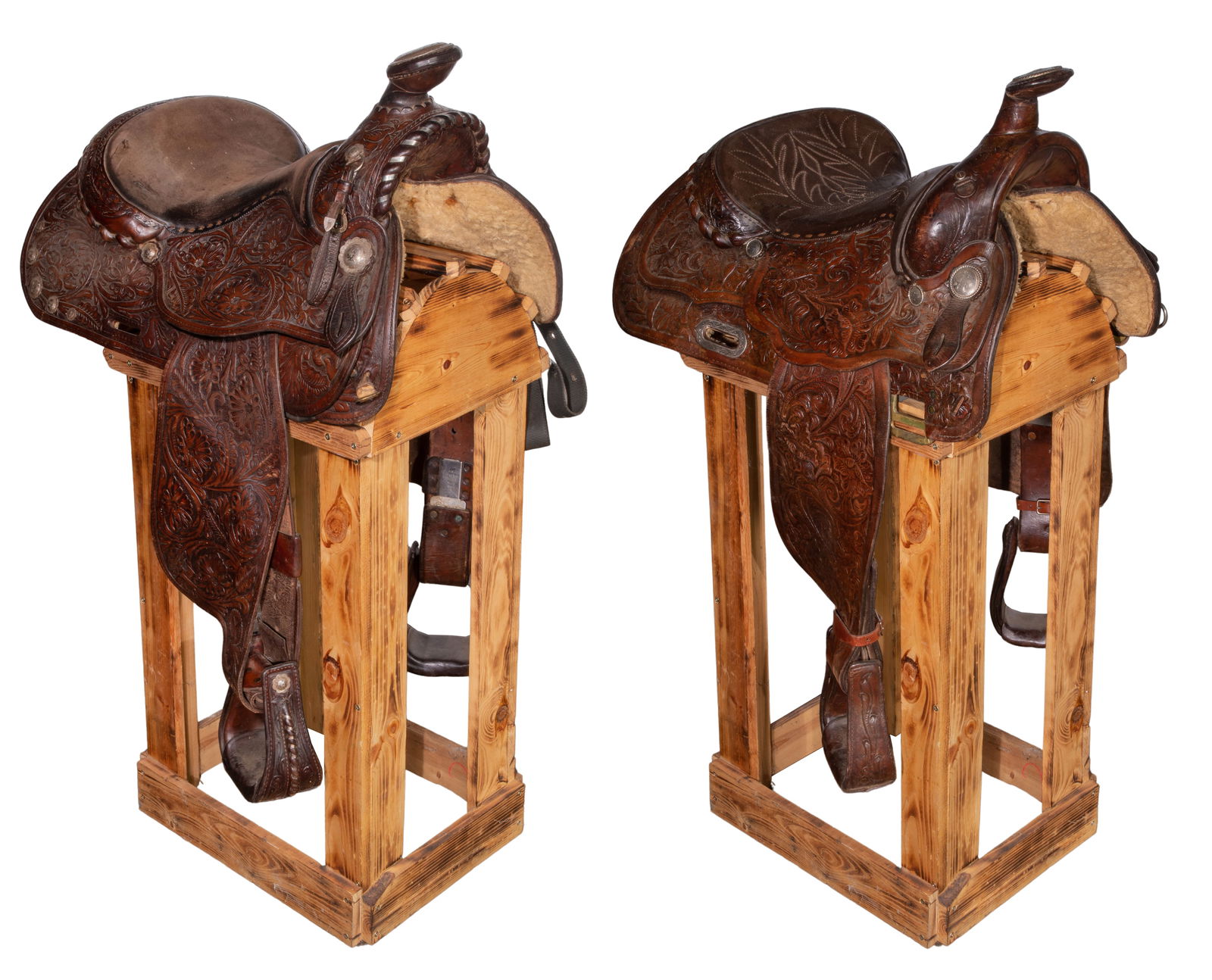 Western Leather Saddles (1 of 7)