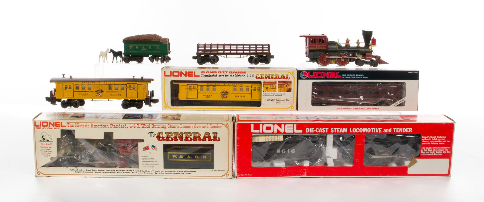 Lionel Model Train O Scale Assortment (1 of 2)