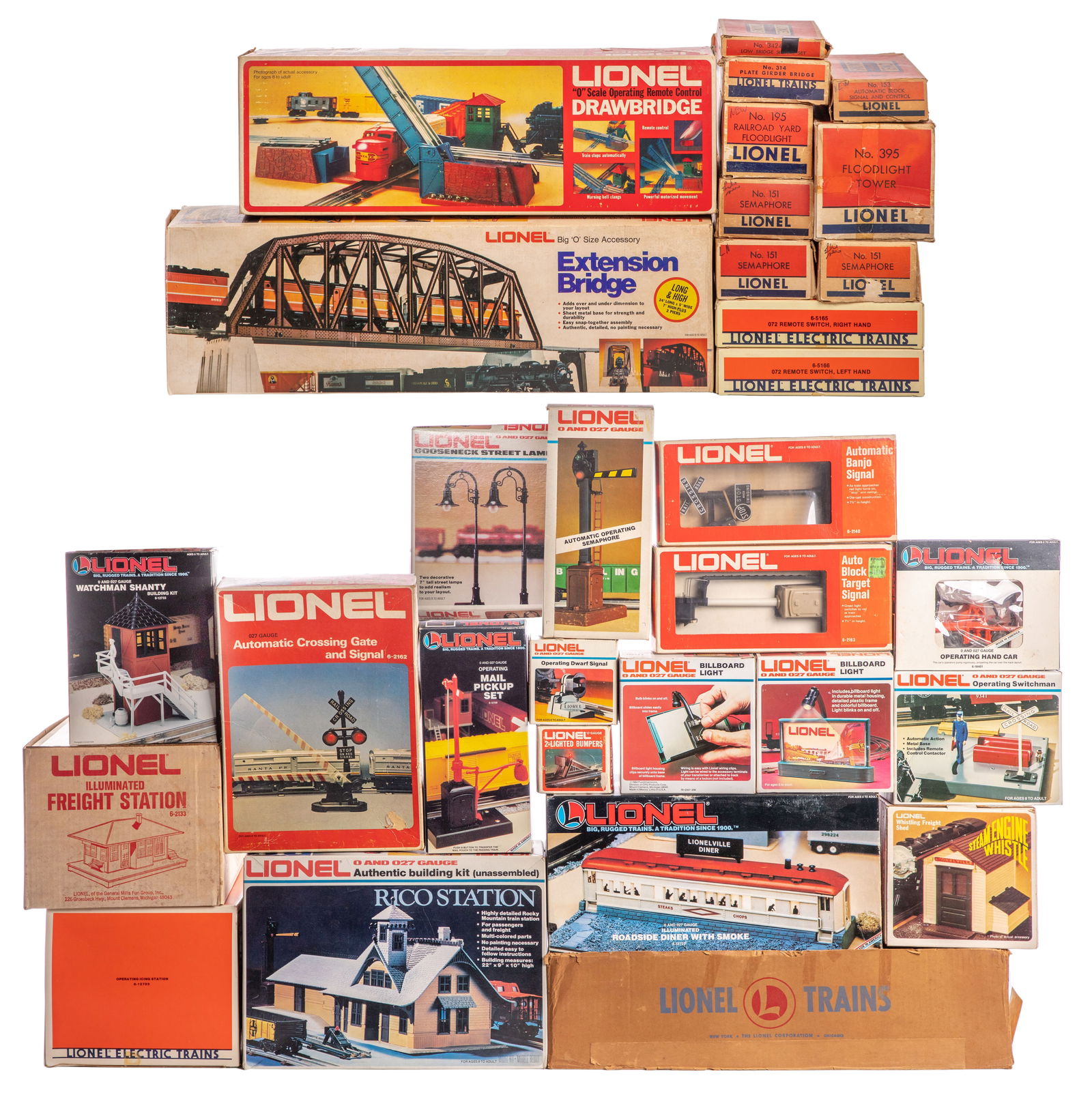Lionel Model Train O Scale Boxed Accessory Assortment (1 of 3)