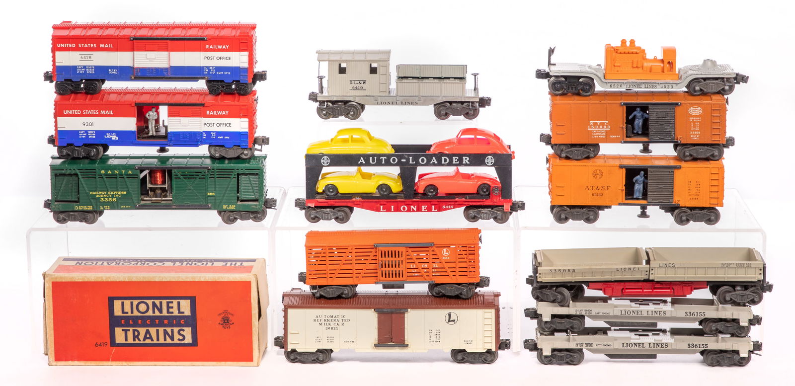 Lionel Model Train O Scale Assortment (1 of 3)