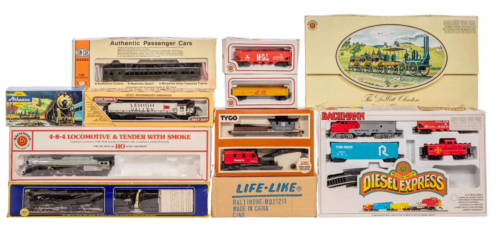 Model Train HO Scale Assortment (1 of 3)