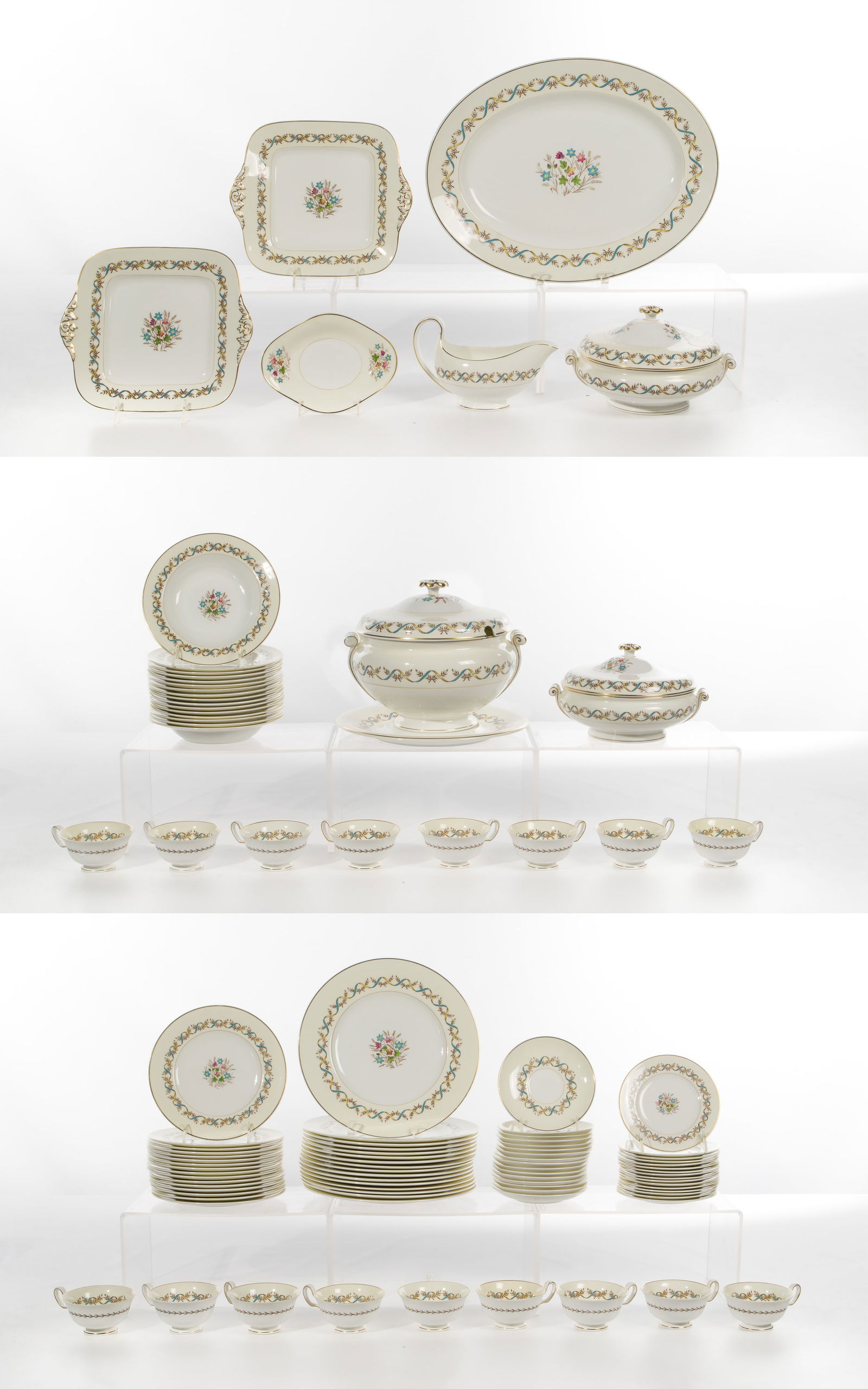 Wedgwood Sandringham Blue China Service (1 of 1)