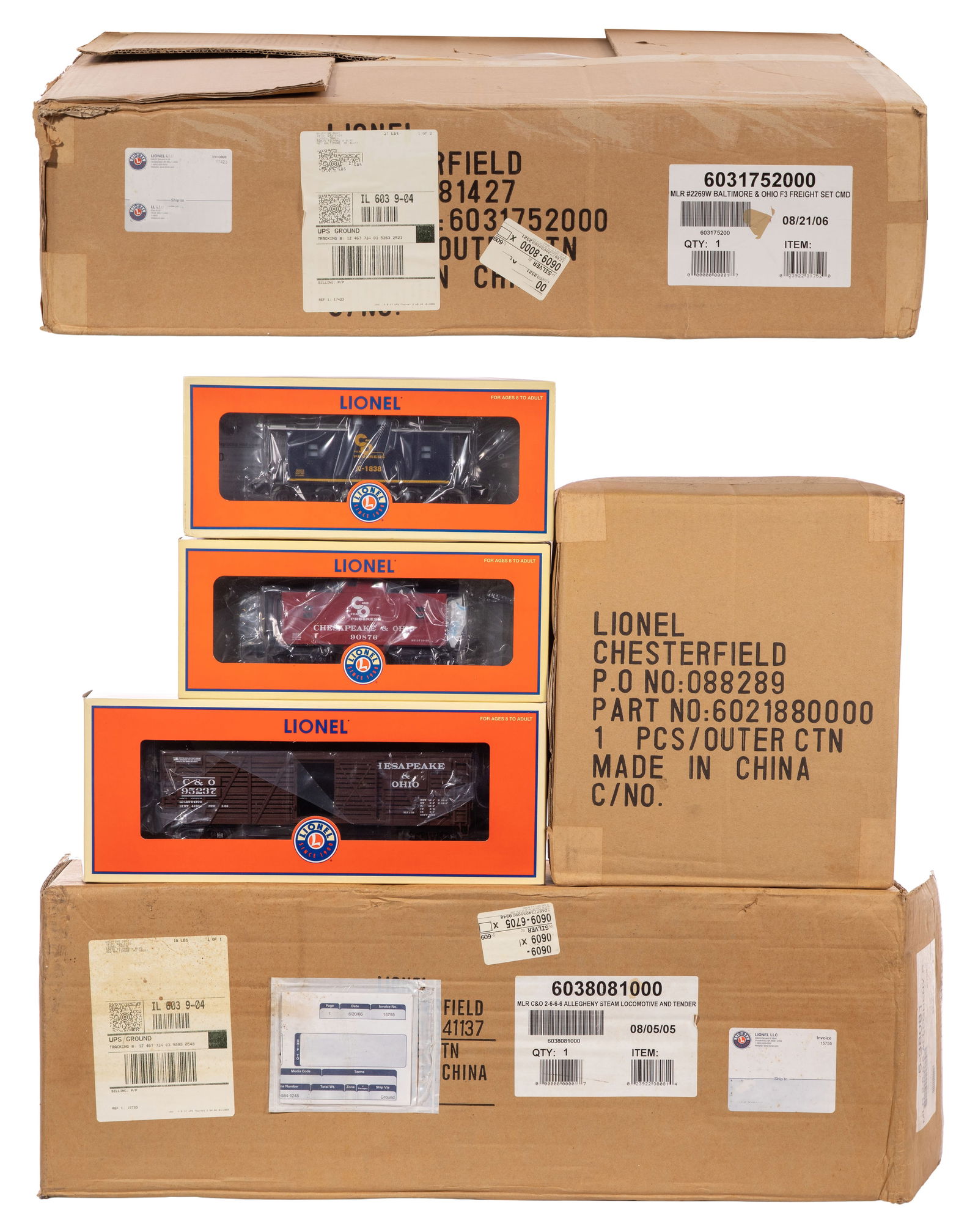 Lionel Model Train O Scale Assortment (1 of 3)