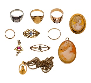 10k Gold Jewelry Assortment
