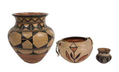Santo Domingo Pueblo Pottery Assortment