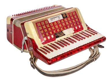 Scandalli L766 Accordion and Case