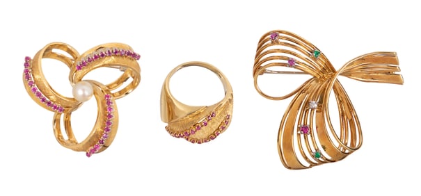 18k Yellow Gold and Gemstone Jewelry Assortment