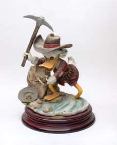 Guiseppe Armani Uncle Scrooge 'Eureka' Figurine