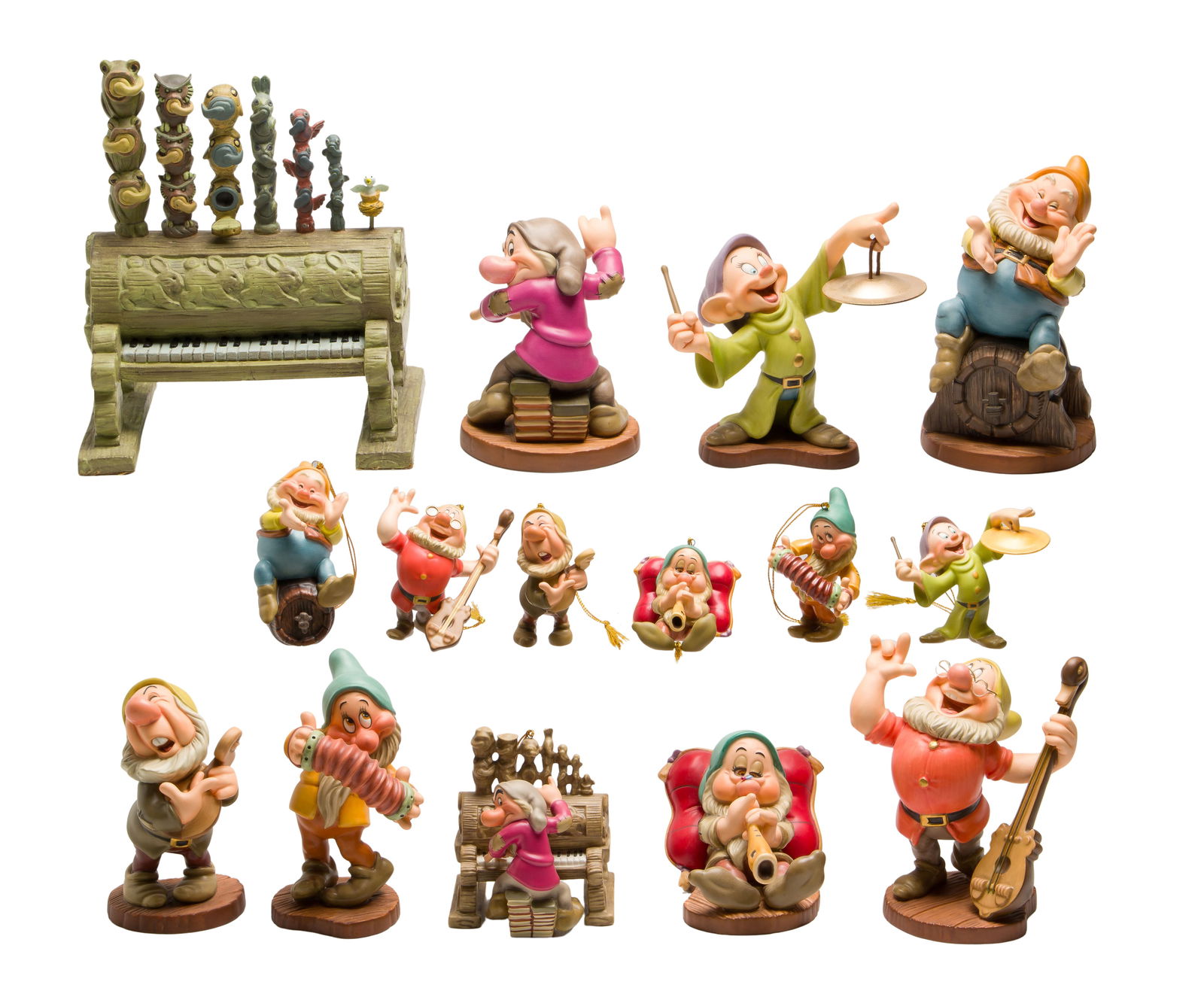 Disney Classics Collection 'Snow White and the Seven Dwarfs' Figurine Assortment (1 of 2)