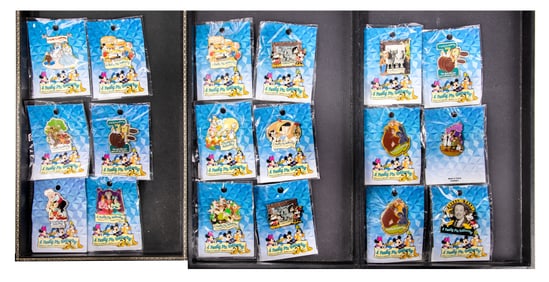 Disney 2004 'A Family Pin Gathering' Collection