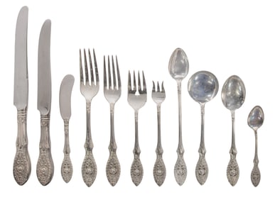 Manchester Valenciennes Sterling Silver Flatware