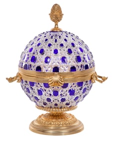 Martin Benito Cut-to-Clear Crystal Liquor Cellarette