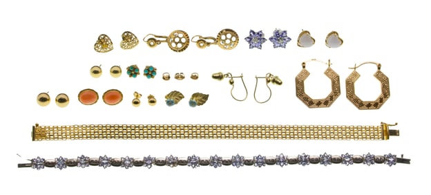 14k Yellow Gold Bracelet and Earring Assortment