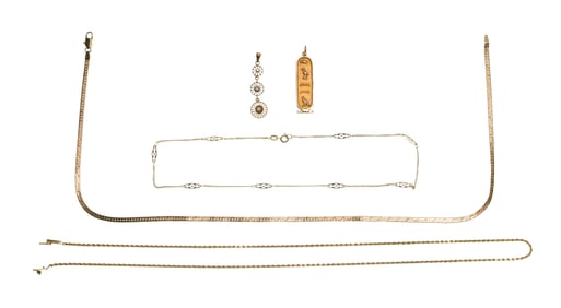 14k Yellow Gold Necklace and Pendant Assortment