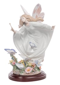 Lladro #1850 'Fairy of the Butterflies' Porcelain Figurine