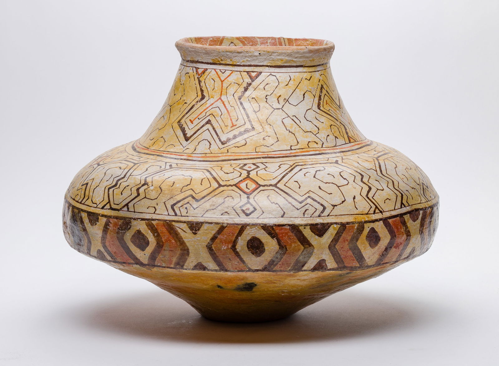 Peruvian Shipibo-Conibo Pottery Vessel (1 of 6)