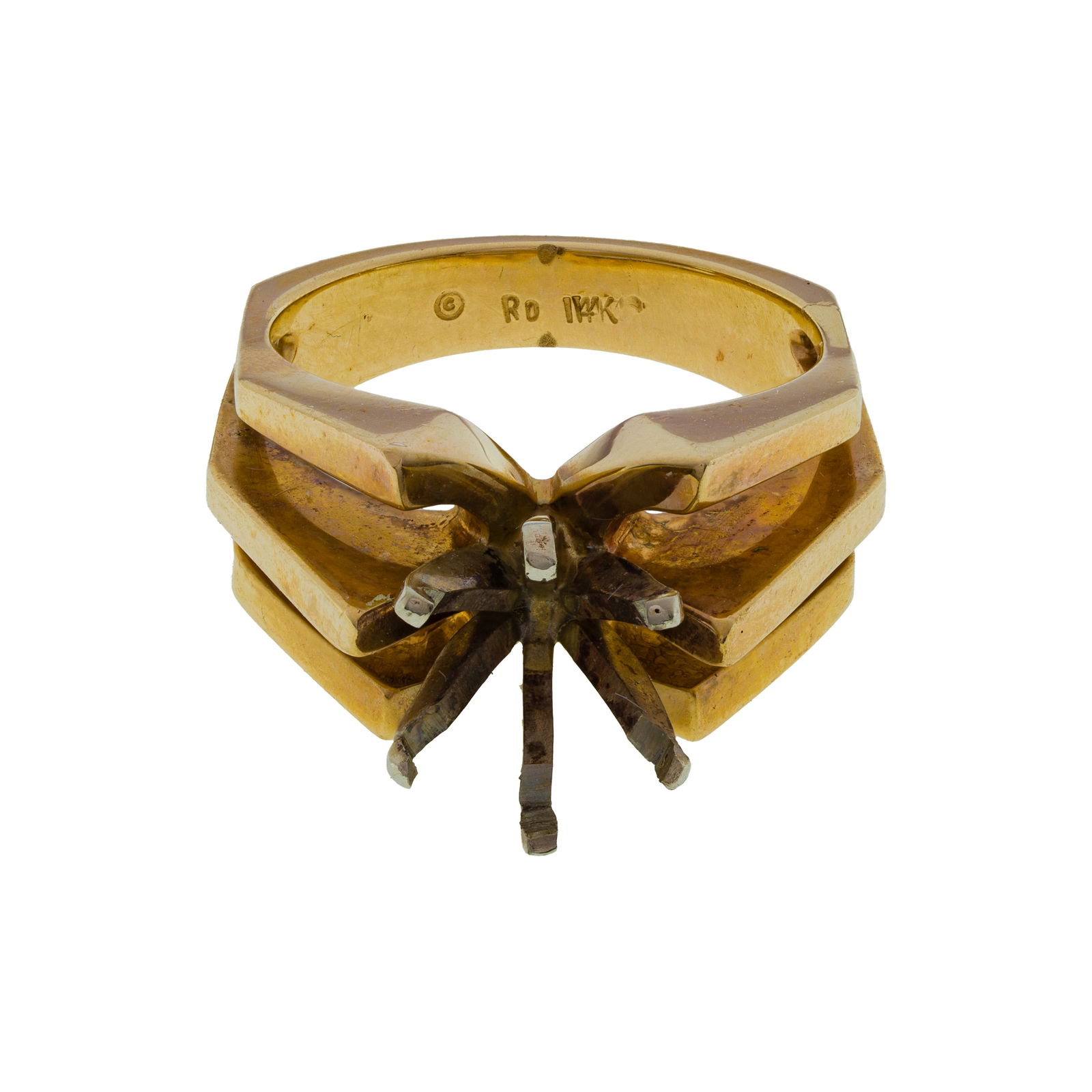 14k Yellow Gold Ring Setting: 14k Yellow Gold Ring Setting Having a three band shank and solitaire setting (marked '14k') Property from: an Estate, Downers Grove, Illinois Size: 6 Weight: 14k gold: 6.12 dwts. (total) 