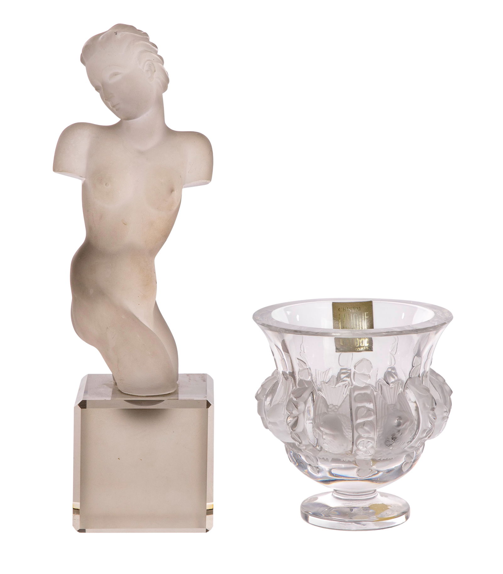 Lalique Dampierre Crystal Vase: Lalique Dampierre Crystal Vase (2) total items including the Lalique vase having engraved mark and 'Made in France' label underside as well as a 'Cristal / Lalique / Paris' label to interior of