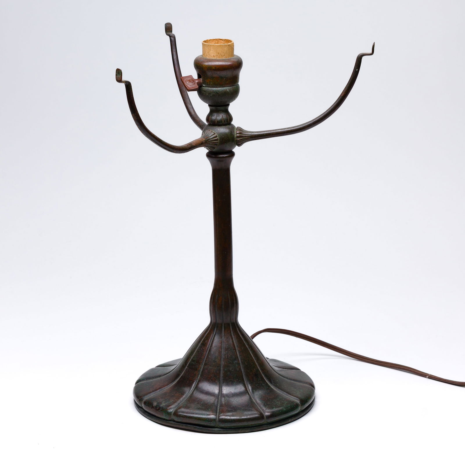 Tiffany Studios Acorn Table Lamp - 11