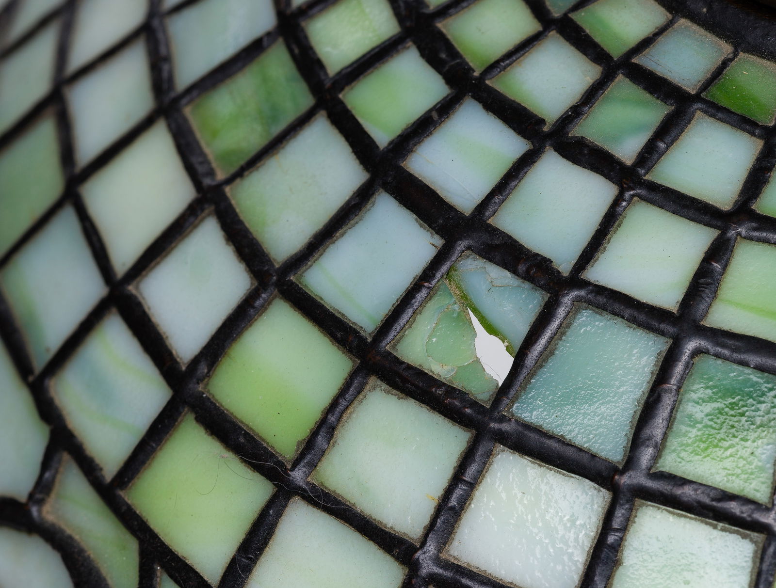 Tiffany Studios Acorn Table Lamp - 8